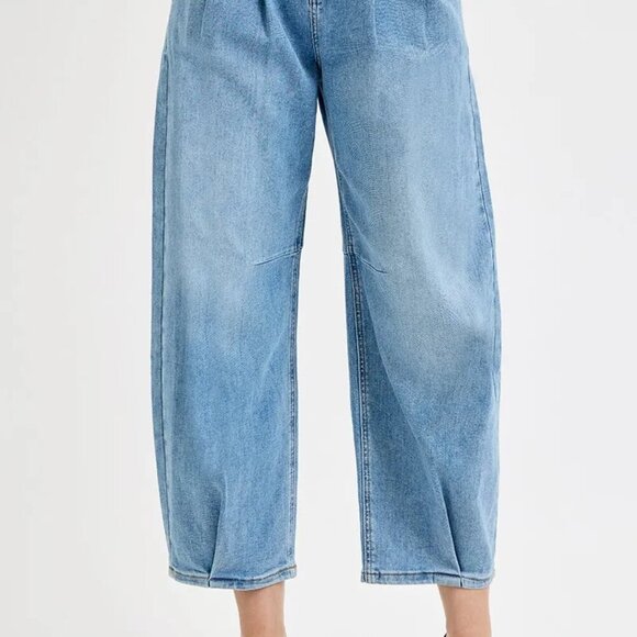 RISEN Full Size Mid Rise Fit Crop Wide Volume Leg Jeans Plus Size - Picture 3 of 6